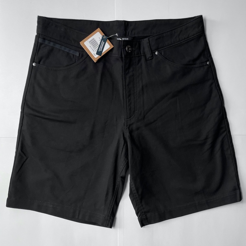 The North Face Black Canvas Shorts Size 34